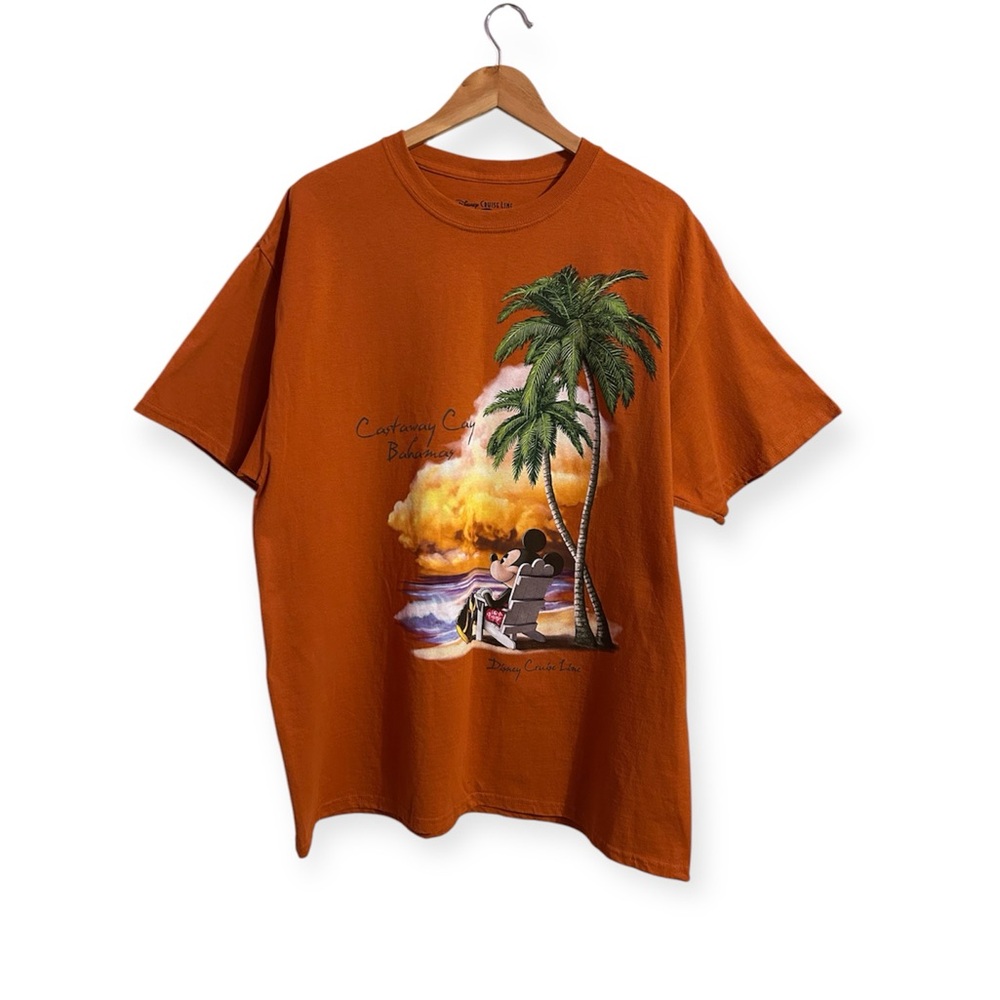 Disney Cruise Line Castaway Cay Bahamas Mickey in Beach Chair Orange XL T-Shirt